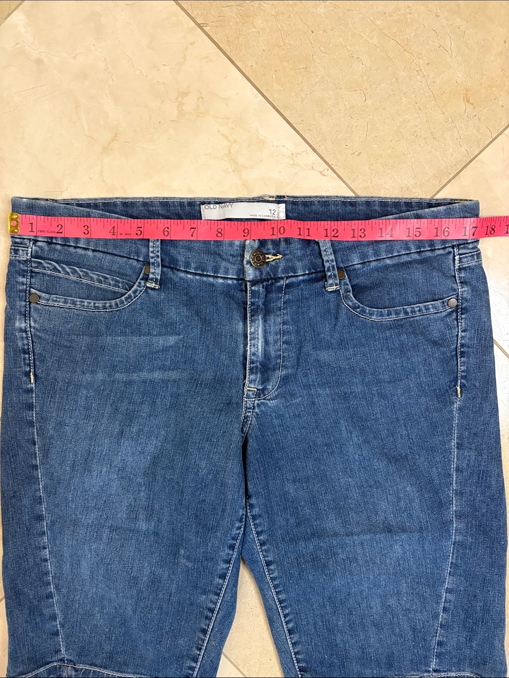 ⭐️ Old Navy Dark Blue Low Rise Denim Jean Shorts- size 12 - Picture 7 of 9